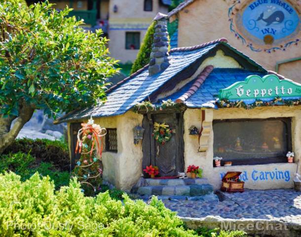 , Disneyland Update – Unpacking the Holidays for 2019