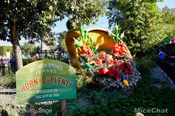 , Disneyland Update &#8211; Unpacking the Holidays for 2019