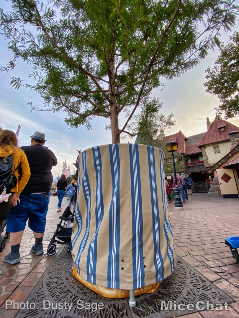 , Disneyland Update: Holiday Presto Chango – Everything New is Old Again