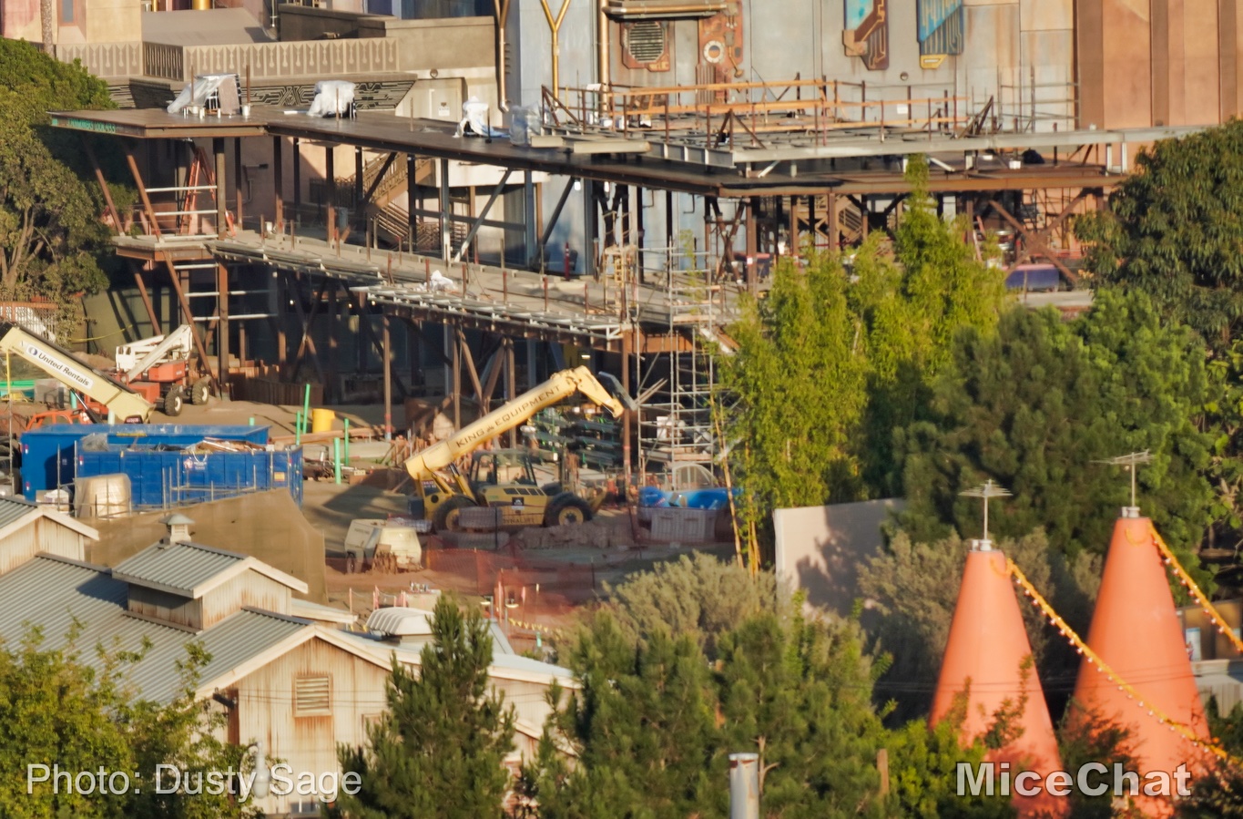 , Disneyland Update: Holiday Presto Chango – Everything New is Old Again