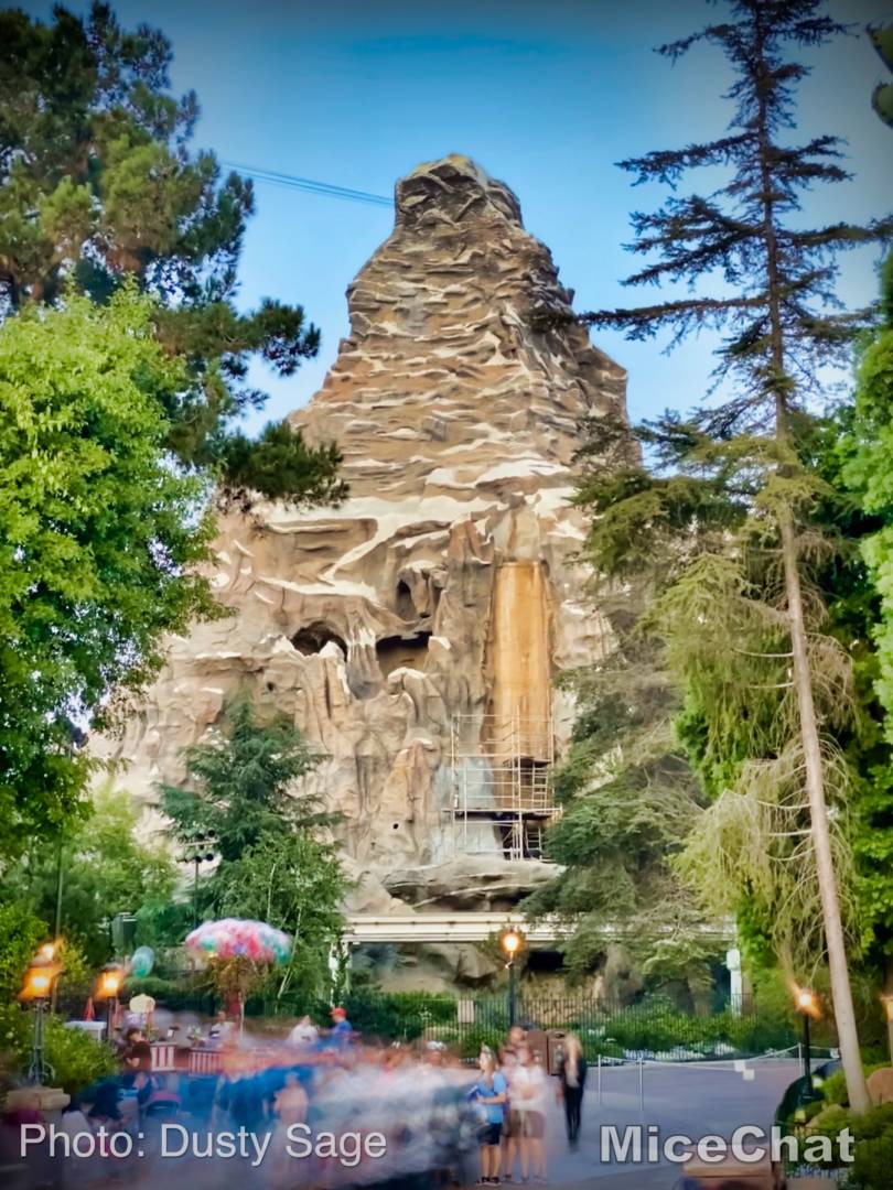 , Disneyland Update: Holiday Presto Chango – Everything New is Old Again