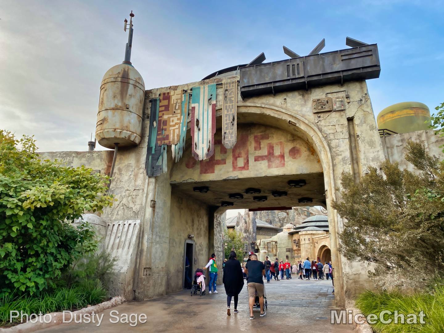 , Disneyland Update: Holiday Presto Chango – Everything New is Old Again