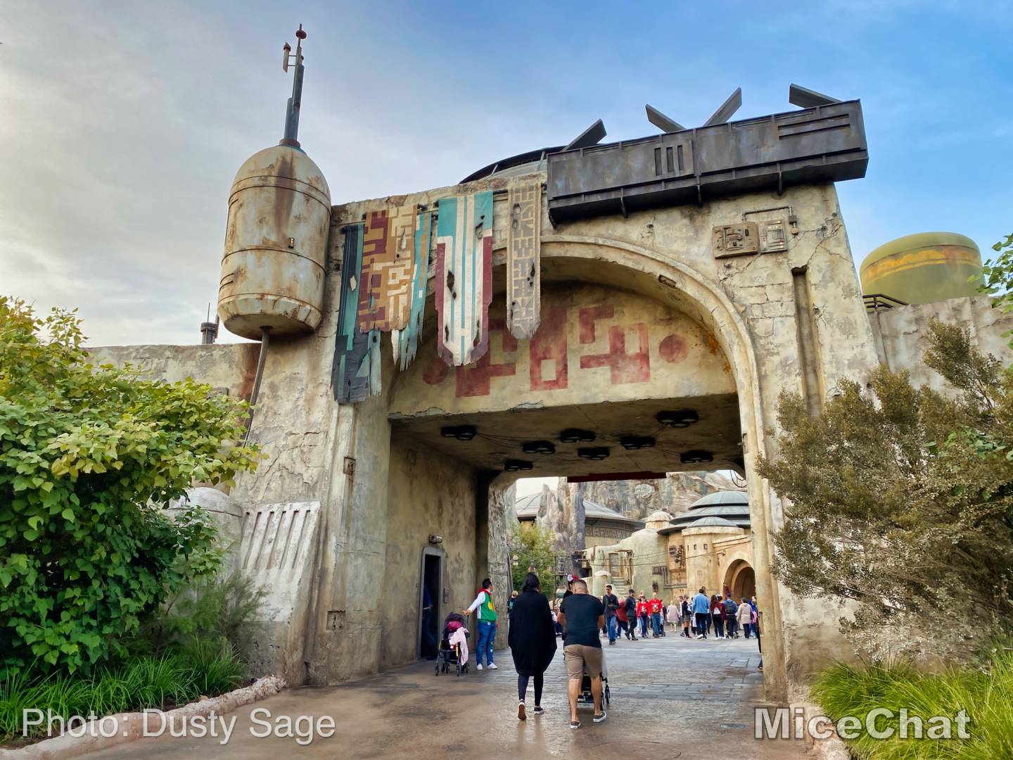 , Disneyland Update:  Holiday Presto Chango &#8211; Everything New is Old Again