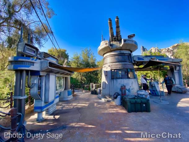 , Disneyland Update: Treehouse Troubles,  Christmas Crush &#038; Cast Member Cheap-out