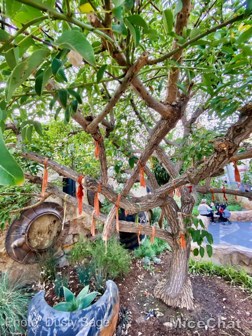 , Disneyland Update: Holiday Presto Chango – Everything New is Old Again