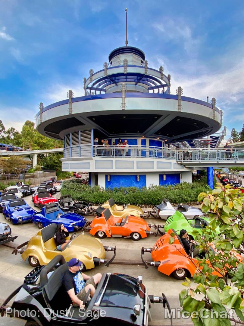 , Disneyland Update: Holiday Presto Chango – Everything New is Old Again