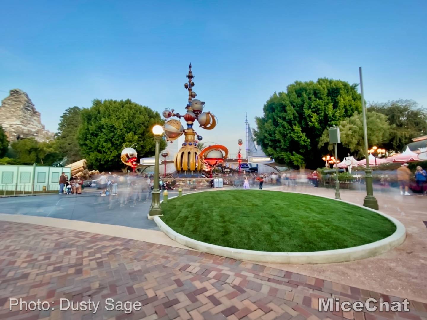 , Disneyland Update: Holiday Presto Chango – Everything New is Old Again