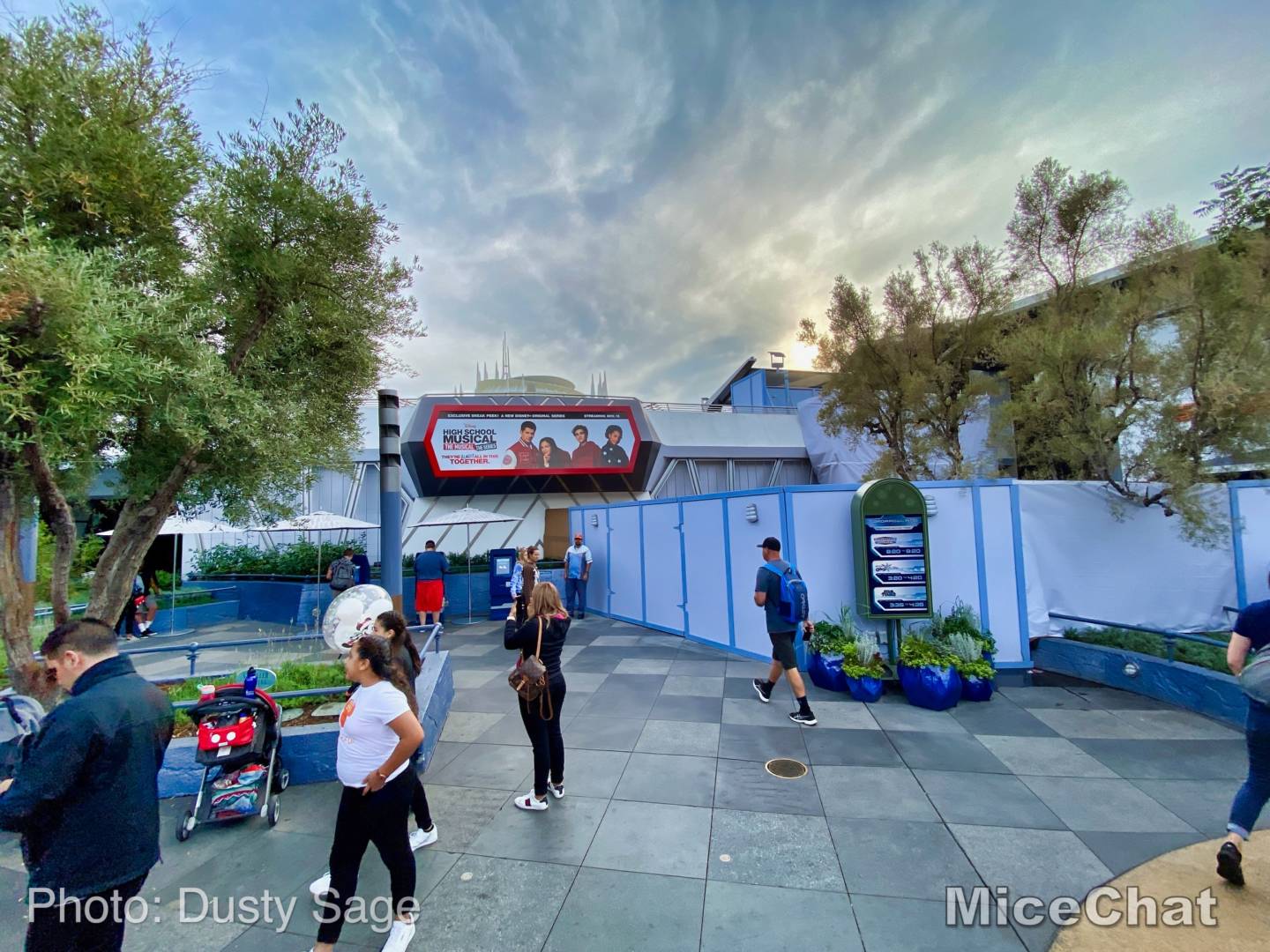 , Disneyland Update: Holiday Presto Chango – Everything New is Old Again