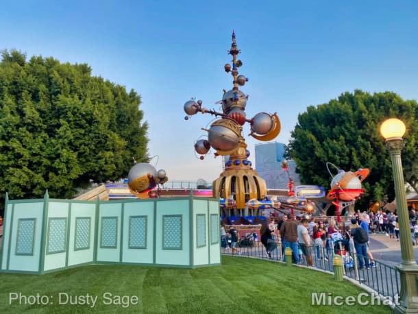 , Tomorrowland: New Entry Revealed, Theater Troubles, Synergy Strikes