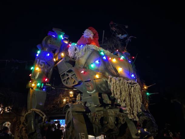 , Dateline Disney World: Animal Kingdom Holiday Celebrations