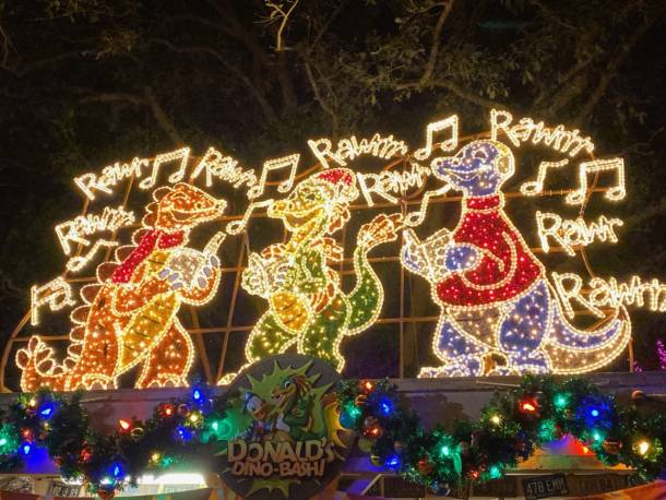 , Dateline Disney World: Animal Kingdom Holiday Celebrations