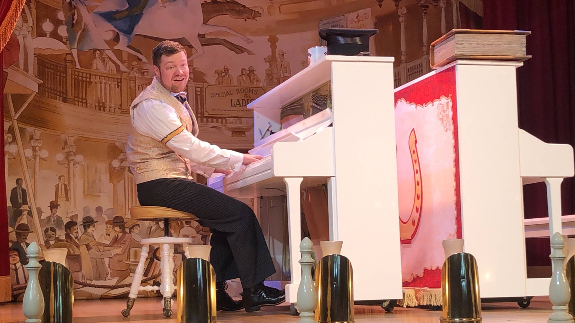 , NEW! Dueling Piano Show Opens at the Golden Horseshoe in Disneyland