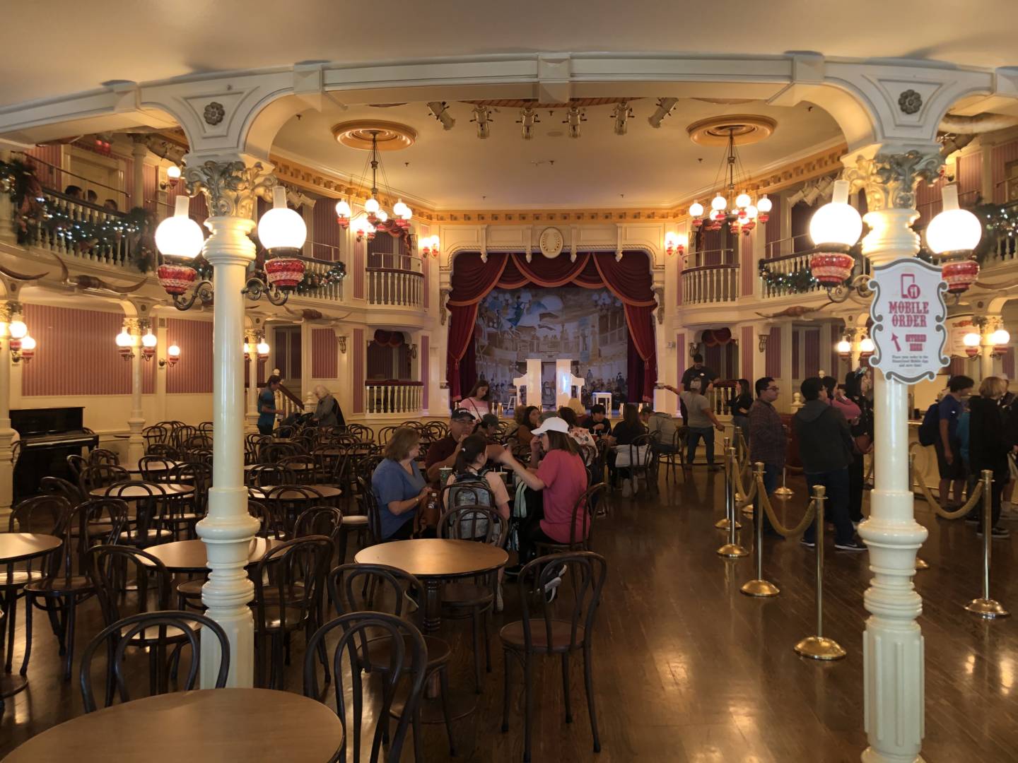 , NEW! Dueling Piano Show Opens at the Golden Horseshoe in Disneyland