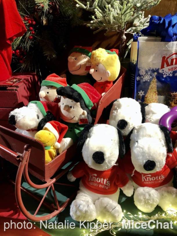 Knott's Merry Farm 2019 Merchandise, Irresistible Knott’s Merry Farm Holiday Mirth and Merchandise