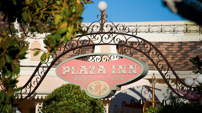 Thanksgiving, The Ultimate Disneyland Resort Thanksgiving Restaurant Guide