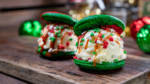 DLR_DL_Holiday2019_GoldenHorseshoe_Holiday-Ice-Cream-Sandwich__100919_DSC09486_DN-1024×576