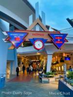 Disneyland-News-Crowds-Space-Mountain