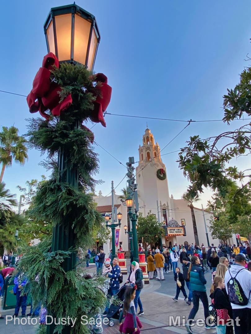 , Disneyland Resort News &#8211; Holiday Shopping and Dining Coming to Buena Vista Street November 19th