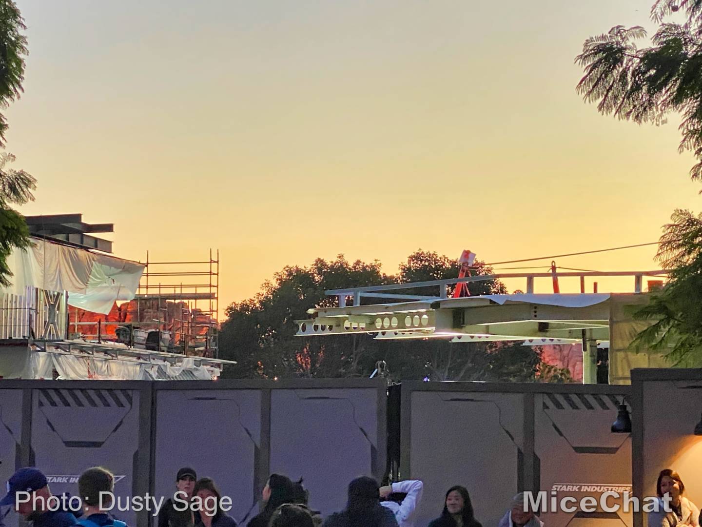 , Last Disneyland Update of the Decade &#8211; Ringing in 2020 with Massive Crowds