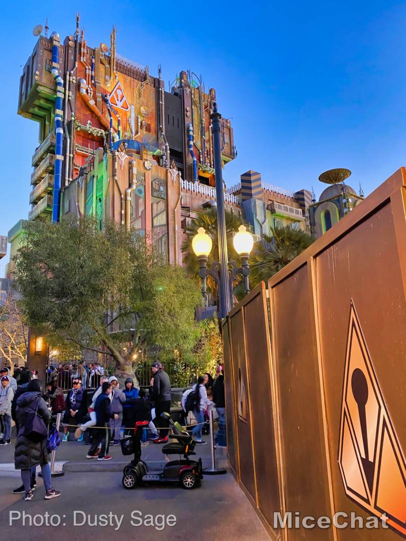 , Last Disneyland Update of the Decade &#8211; Ringing in 2020 with Massive Crowds