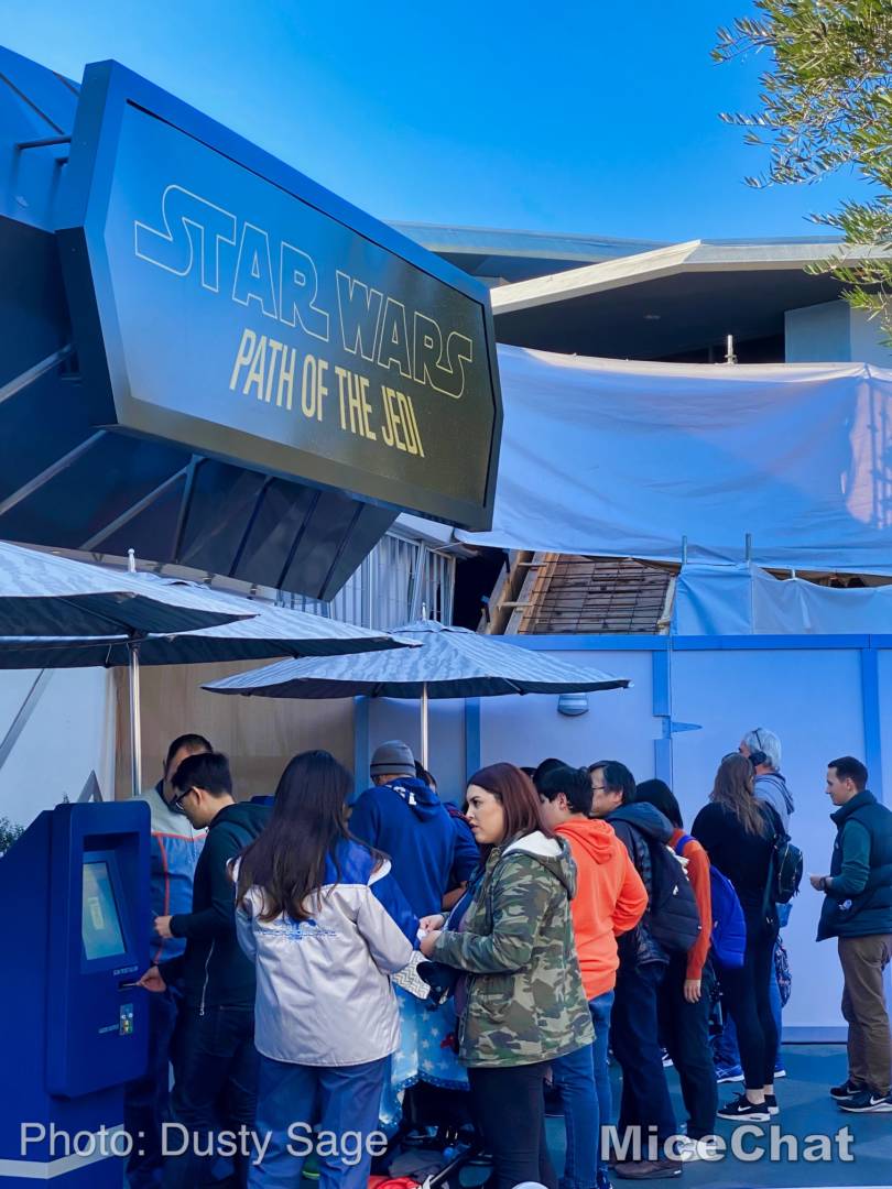 , Last Disneyland Update of the Decade &#8211; Ringing in 2020 with Massive Crowds