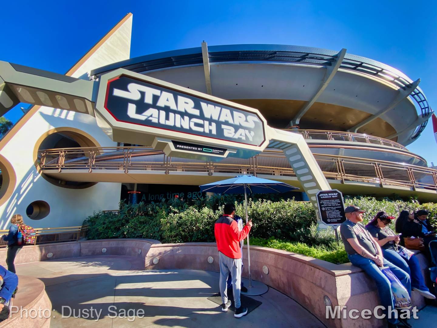 , Last Disneyland Update of the Decade &#8211; Ringing in 2020 with Massive Crowds