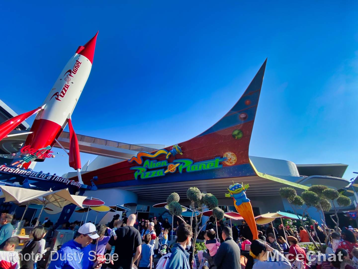 , Last Disneyland Update of the Decade – Ringing in 2020 with Massive Crowds