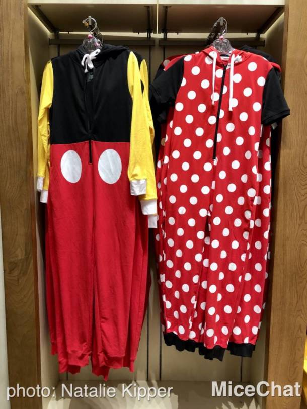 , Disneyland Merchandise Update: It’s Beginning to Look a Lot Like Star Wars