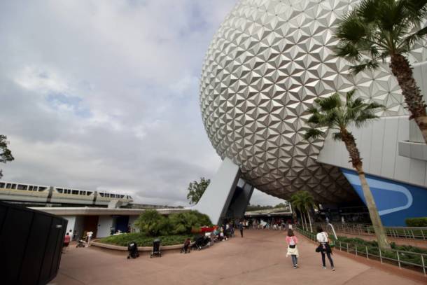 Pin Trading, Epcot Update: Construction Leads to New Pin Trading Central