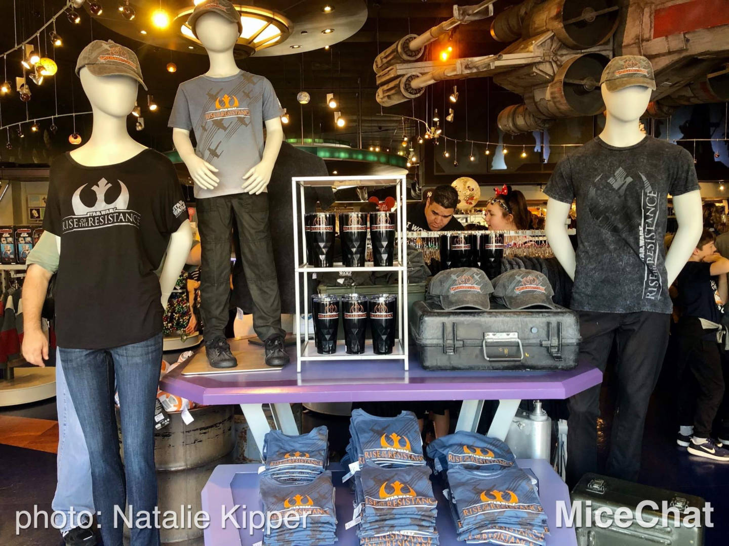 , Disneyland Update – Holiday Bomb Hits & Gazing into 2020