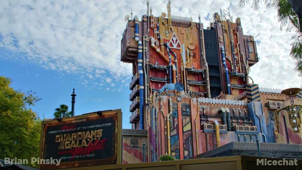 , Disneyland Update: Skywalker Surprise . . . THIS is the Droid You’re Looking For!