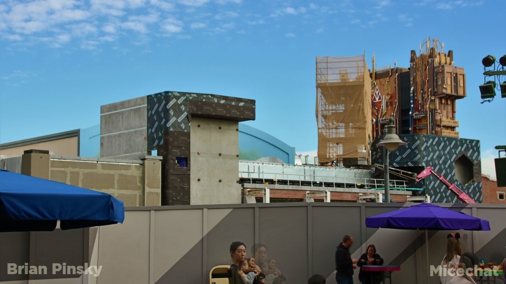 , Disneyland Update: Skywalker Surprise . . . THIS is the Droid You’re Looking For!