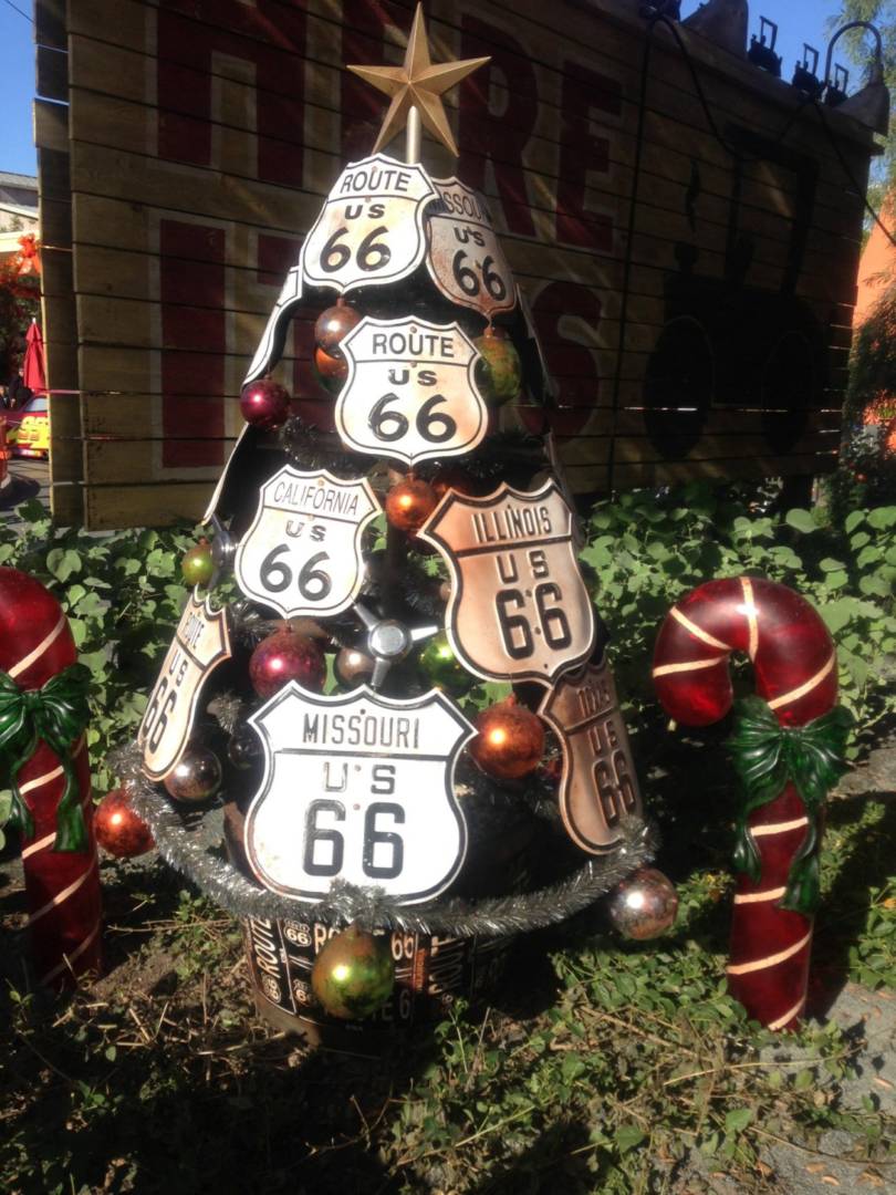 , The Hoppers – Top Ten Holiday Spots at the Disneyland Resort