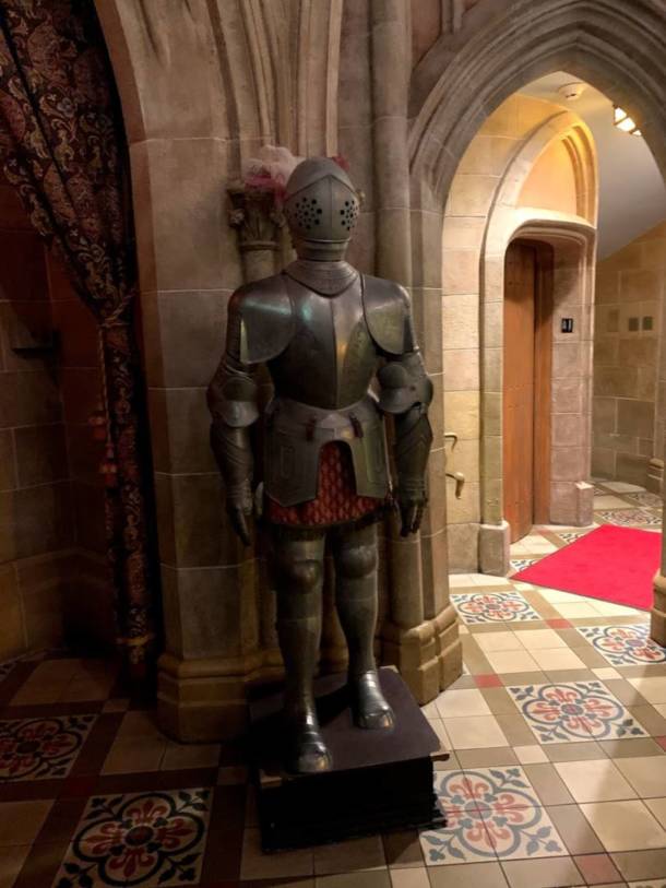 Cinderella&rsquo;s Royal Table - suit of armor