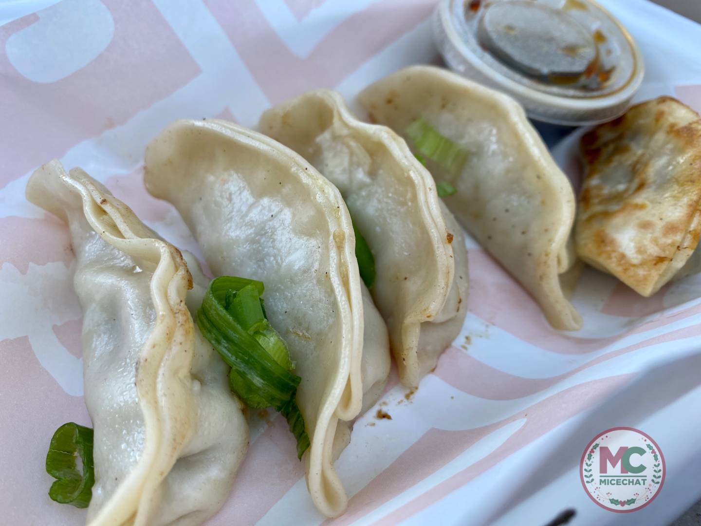 , Disneyland Update – Baby Yoda Tastes Delicious