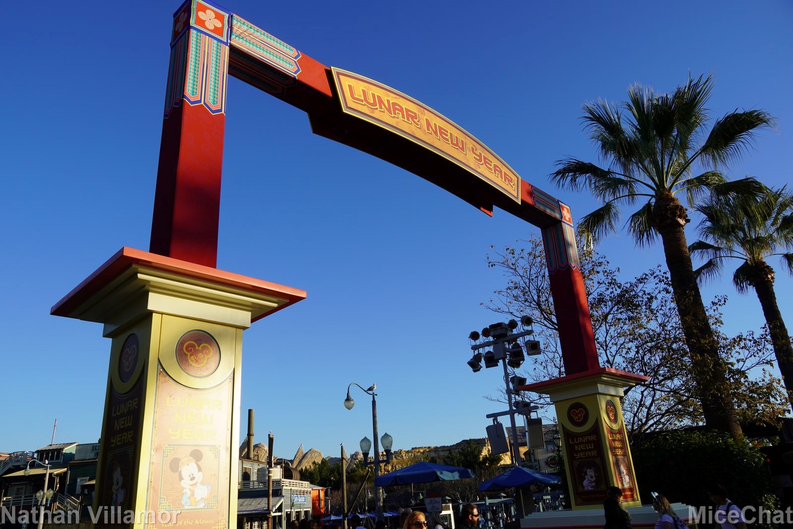 , Disneyland Update – The Resistance Rises!