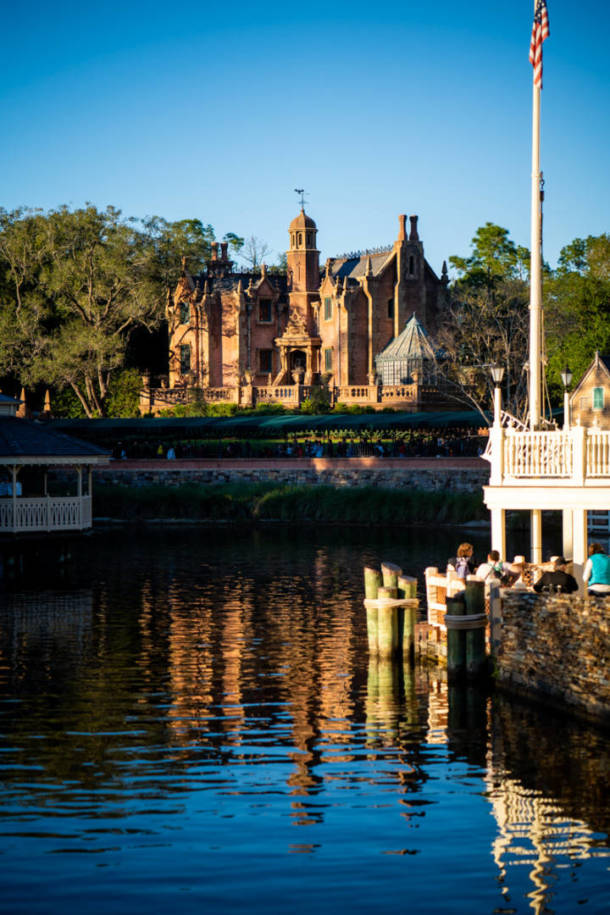 , Dateline Disney World – Tron Tryout and Massive Magic Kingdom Crowds