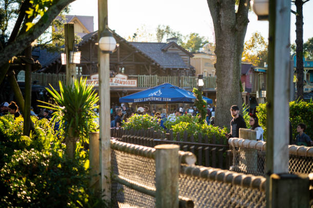 , Dateline Disney World – Tron Tryout and Massive Magic Kingdom Crowds