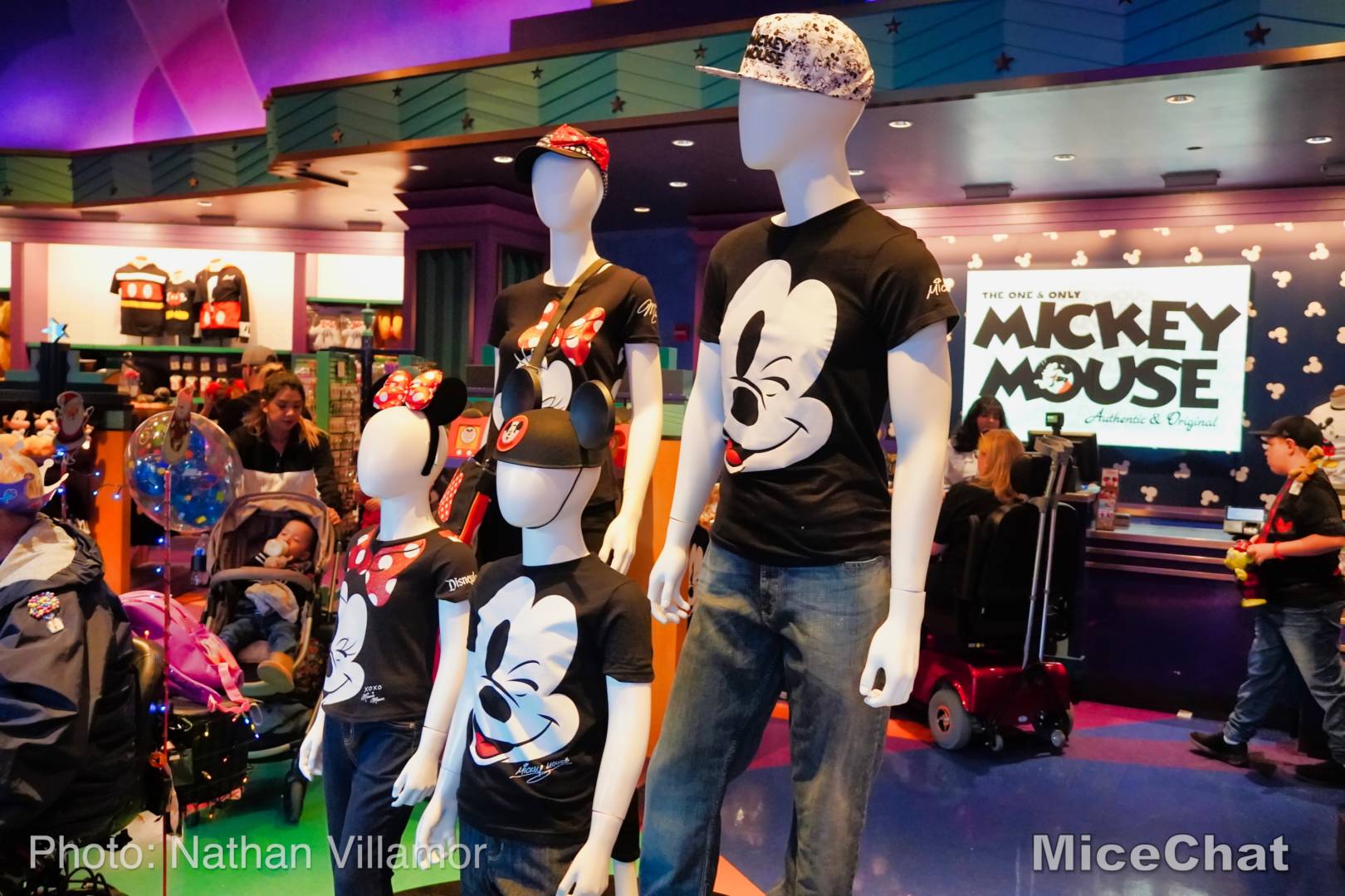 , Disney California Adventure Update – Marvel Up, Christmas Down