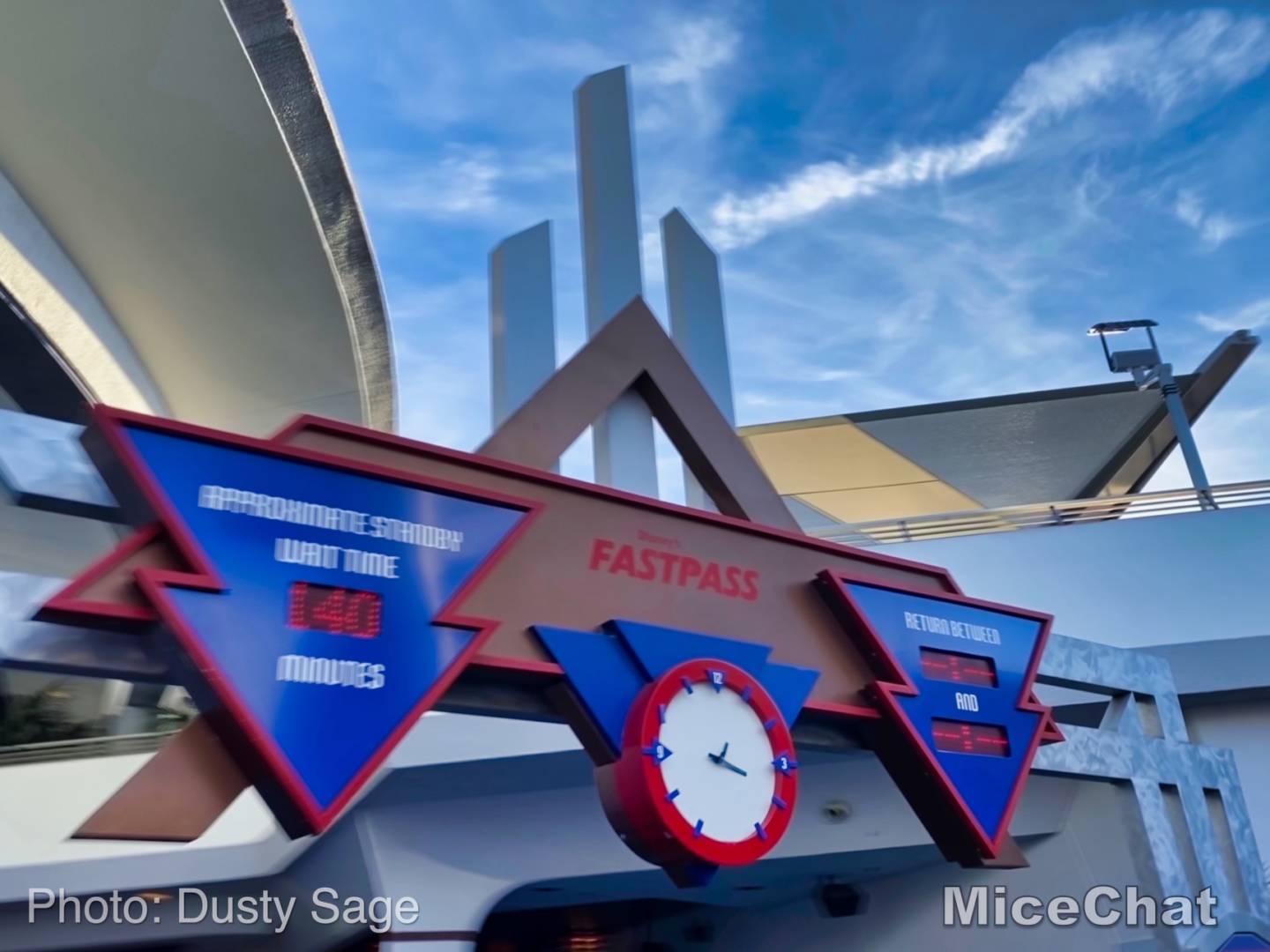 , Disneyland Update – Baby Yoda Tastes Delicious