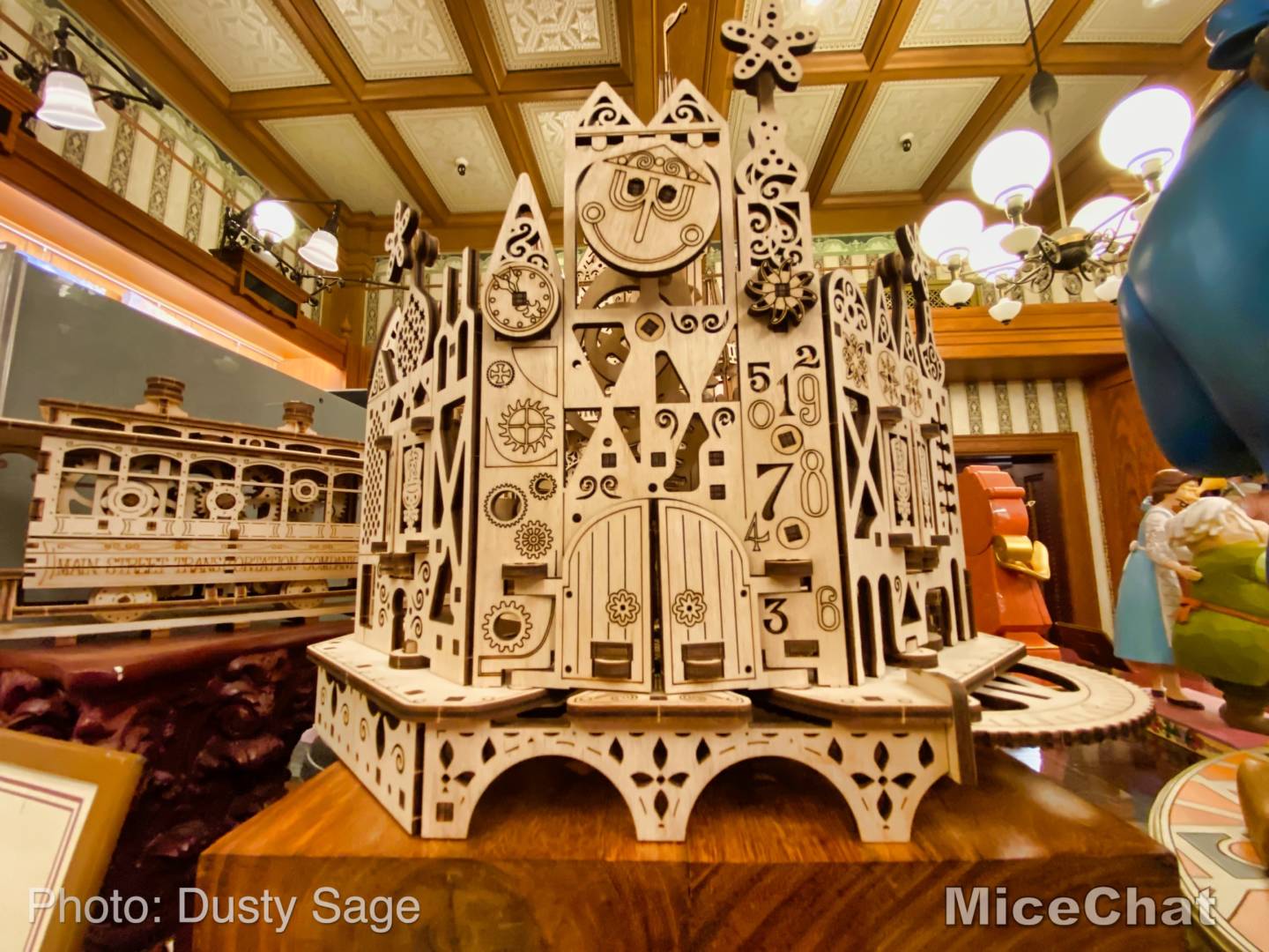 , Disneyland Update – Baby Yoda Tastes Delicious