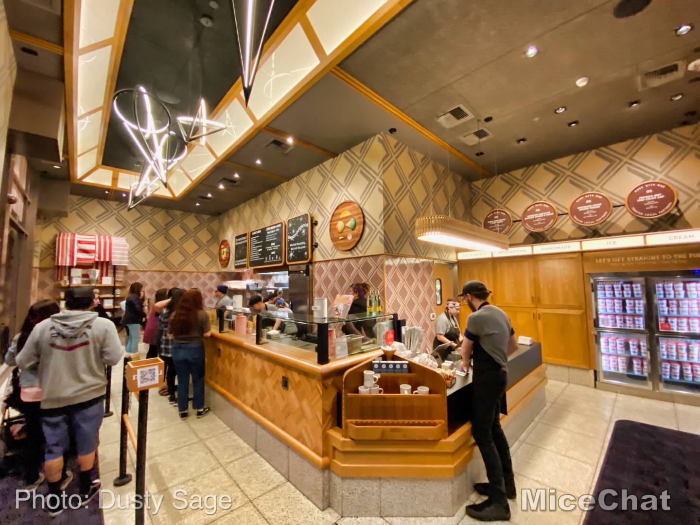 , Disneyland Update – Baby Yoda Tastes Delicious
