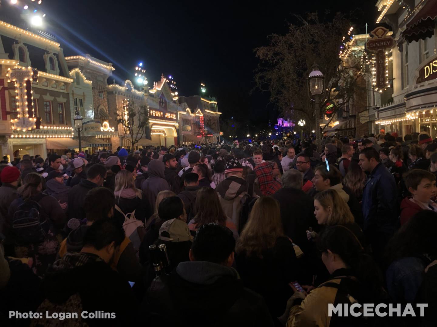 Rise of the Resistance, Disneyland News & Photo Update – Rise and Resistance!