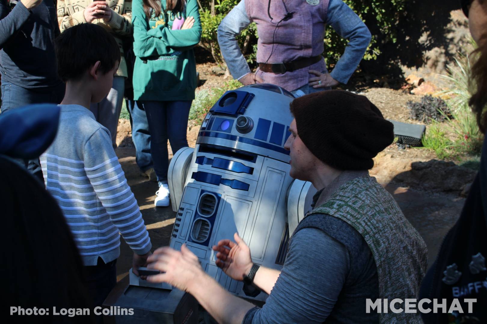 , Disneyland Update – The Resistance Rises!