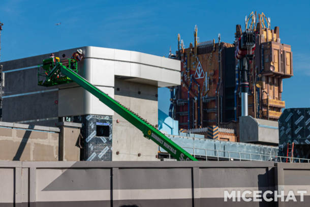 , Disneyland Update – Snow, Show & Grow