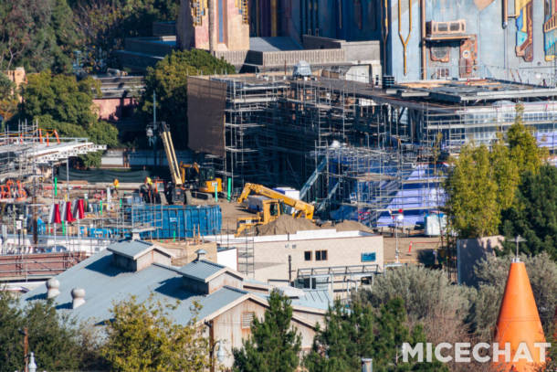, Disneyland Update – Snow, Show & Grow