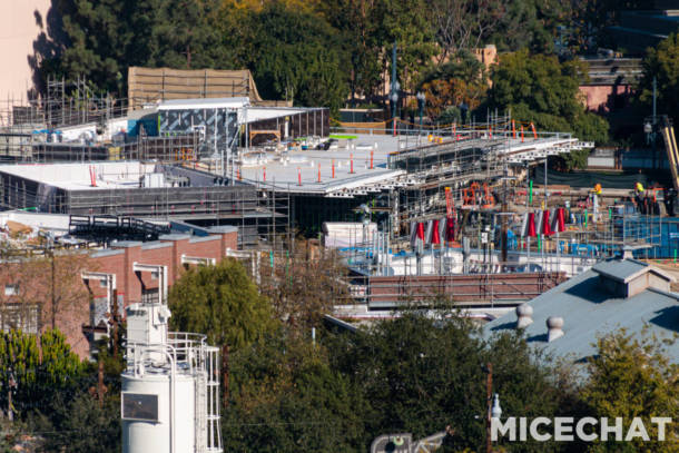 , Disneyland Update – Snow, Show & Grow