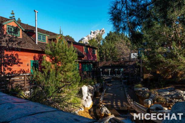 , Disneyland Update – Snow, Show & Grow