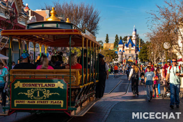 , Disneyland Update &#8211; Snow, Show &#038; Grow