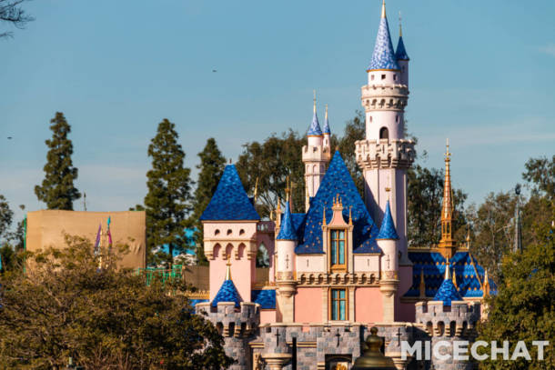 , Disneyland Update &#8211; Snow, Show &#038; Grow